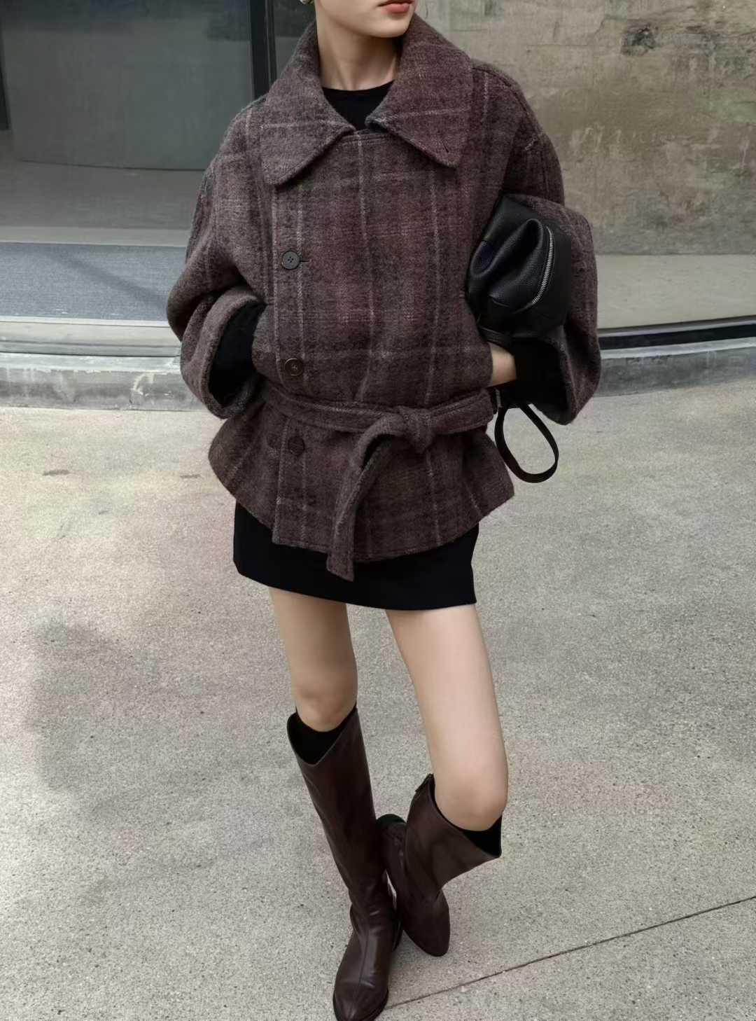 Le maire同款 同源面料 's hardest coat to buy 🧥 came earlier this year The same style as Kim Min-hee was sold out before she could wear it last year 😭 - 【E】